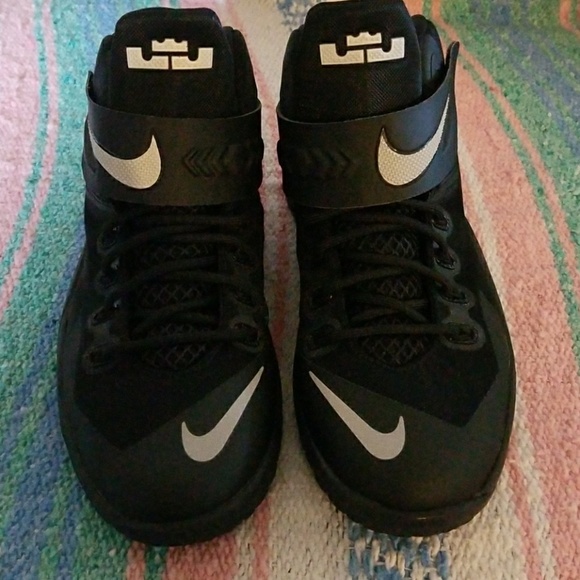 Nike Soldier VIII (GS) - Picture 4 of 5